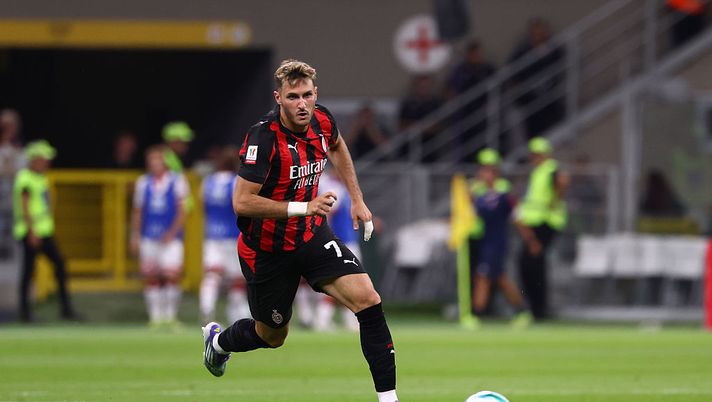 MILAN, ITALY - AUGUST 17: Santiago Gimenez of AC Milan in action during the Coppa Italia match between AC Milan and SSC Bari at Stadio San Siro on August 17, 2025 in Milan, Italy. (Photo by Giuseppe Cottini/AC Milan via Getty Images) gimenez-convocato-dal-messico-due-amichevoli-a-settembre-per-attaccante-del-milan-news