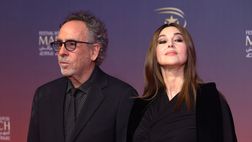 Monica Bellucci: “Tim Burton? Prima viene la mia relazione, poi il lavoro”