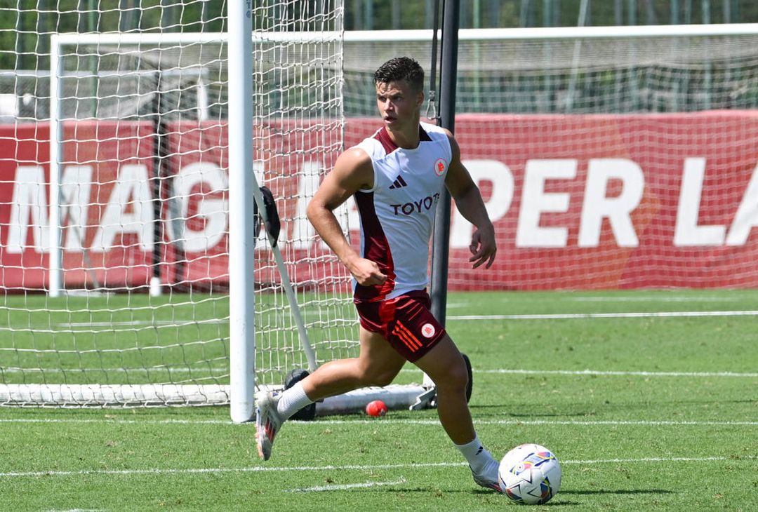 Roma, ripresa in vista dell’Empoli: presente Dybala – FOTO GALLERY - immagine 18