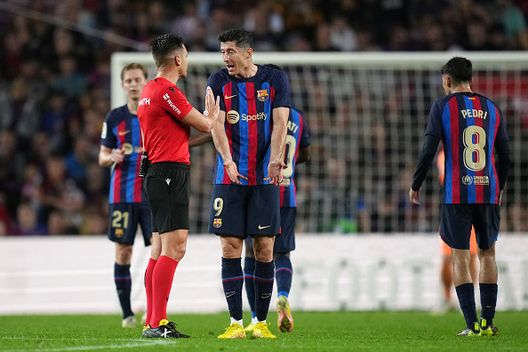 SQUALIFICA LEWANDOWSKI