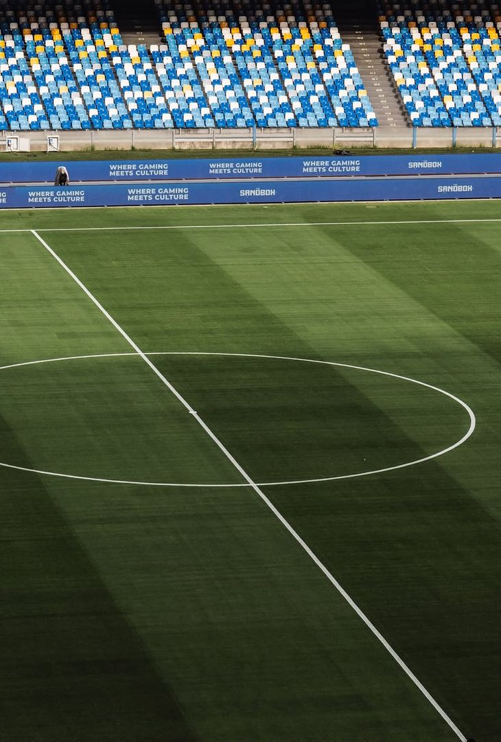 Circa un'ora separa Napoli-Pisa dal suo fischio d'inizio. In programma alle 20:45, la gara è valevole per la 4ª giornata del campionato 2025/26 di Serie A. Ad ospitare tale scontro sarà lo Stadio Diego Armando Maradona, di cui l'admin dei social azzurri ha pubblicato una serie di scatti sul proprio account Instagram.