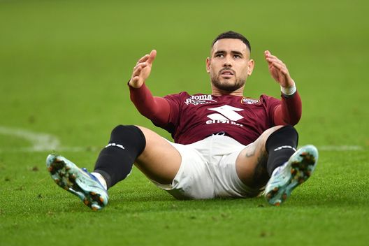 TURIN, ITALY - DECEMBER 23: Antonio Sanabria of Torino FC reacts during the Serie A TIM match between Torino FC and Udinese Calcio at Stadio Olimpico di Torino on December 23, 2023 in Turin, Italy. (Photo by Valerio Pennicino/Getty Images)