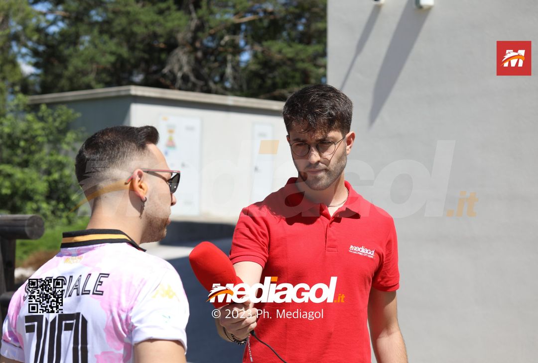 FOTO Palermo, tifosi rosanero accolgono la squadra di Corini in ritiro (GALLERY) - immagine 5