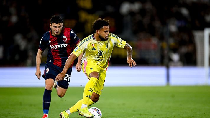 BOLOGNA, ITALY - MAY 4: Weston McKennie of Juventus during the Serie A match between Bologna and Juventus at Stadio Renato Dall'Ara on May 4, 2025 in Bologna, Italy. (Photo by Daniele Badolato - Juventus FC/Juventus FC via Getty Images) Bologna-Juventus, un film con Tom Cruise per il big match di stasera - immagine 1