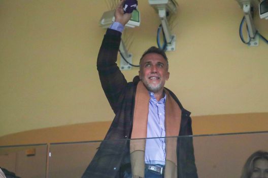 GERMOGLI PH: 2 MARZO 2022 FIRENZE STADIO ARTEMIO FRANCHI SERIE A FIORENTINA VS JUVENTUS NELLA FOTO BATISTUTA Lutto per Batistuta: è scomparsa la madre Gloria all’età di 75 anni- immagine 2