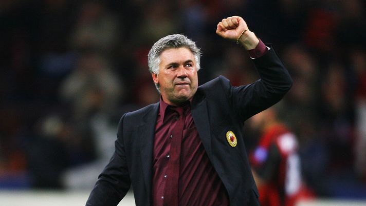 MILAN, ITALY - MAY 02:  Carlo Ancelotti coach of AC Milan celebrates victory following the UEFA Champions League semi final, second leg match between AC Milan and Manchester United at the San Siro stadium on May 2, 2007 in Milan, Italy.  (Photo by Stu Forster/Getty Images)  Il nostro 5 maggio: la qualificazione alla Champions League nel 2002 - immagine 1