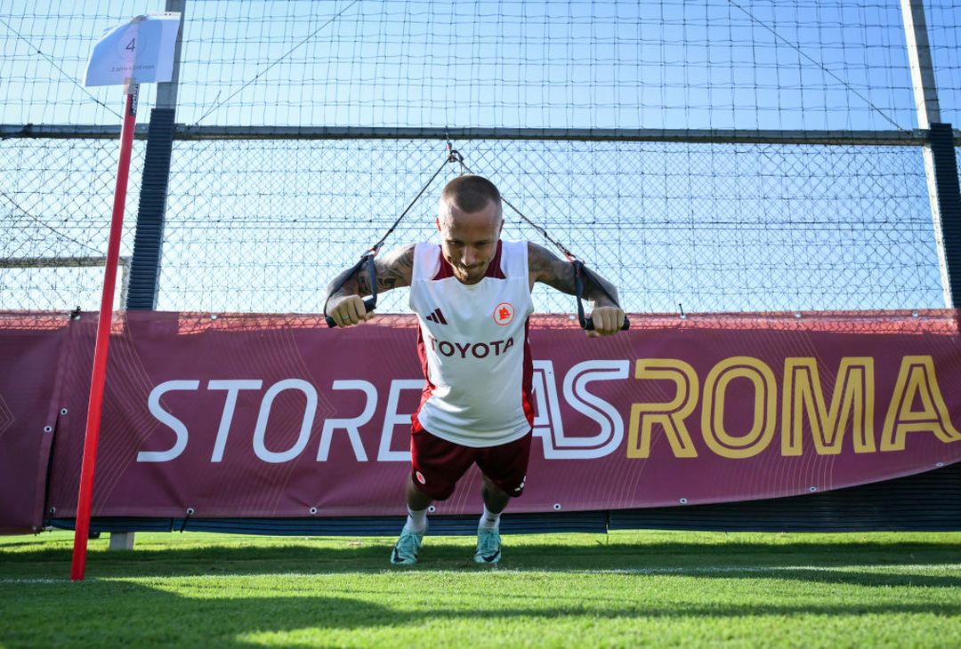 Roma, secondo giorno di allenamenti a Trigoria – FOTO GALLERY - immagine 17