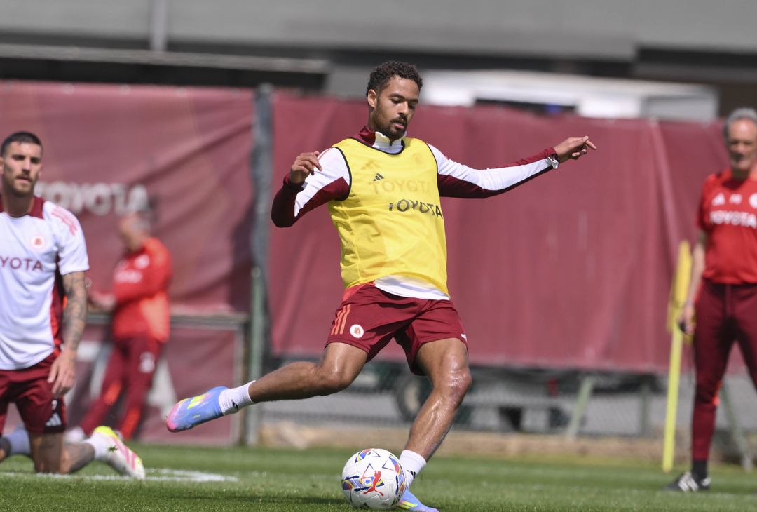 Trigoria, l’allenamento in vista di Inter-Roma – FOTO GALLERY - immagine 8
