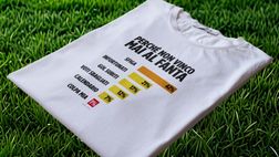 La nuova maglia “non vinco mai al fantacalcio” si acquista qui: il regalo perfetto