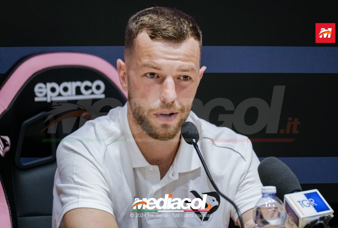 FOTO PALERMO, Jérémy Le Douaron presentato in conferenza stampa (Gallery) - immagine 5