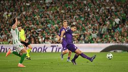 Betis-Fiorentina 2-1, viola sconfitti ma non domi. Al Franchi tutto aperto