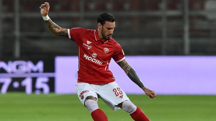 PERUGIA, ITALY - JULY 17: Nicola Falasco of AC Perugia in action during the serie B match between AC Perugia and US Cremonese at Stadio Renato Curi on July 17, 2020 in Perugia, Italy.  (Photo by Giuseppe Bellini/Getty Images for Lega Serie B)  Ascoli