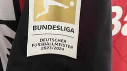 Bayer Leverkusen, presentata la terza maglia: nera con disegni “fantasia”…