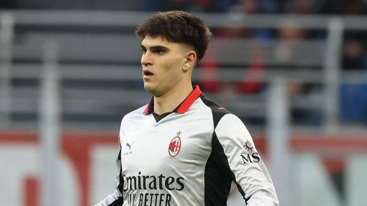 Davide Bartesaghi (difensore AC Milan), qui durante Milan-Torino 3-2 (Serie A 2025-2026) | News (Getty Images) Bartesaghi: 'Devo tutto ad Allegri e ai suoi collaboratori. Importantissimo il percorso in Milan Futuro'