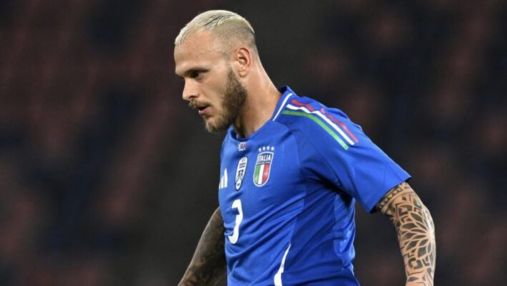 BOLOGNA, ITALY - JUNE 04: Federico Dimarco of Italy in action during International Friendly match between Italy and Turkiye at Renato Dall'Ara Stadium on June 04, 2024 in Bologna, Italy. (Photo by Claudio Villa/Getty Images) La Gazzetta boccia Dimarco: “Perché ha preso 5 in pagella contro la Bosnia” - immagine 1