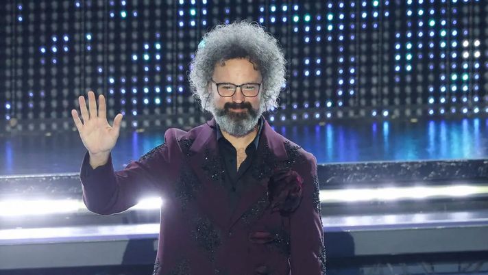 Sanremo, Cristicchi: “Davvero dicono che sfrutto mia madre? Non ho bisogno di…” - immagine 1