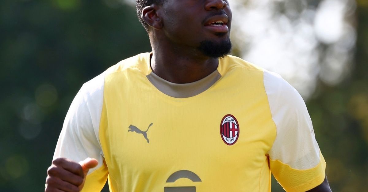 Milan, Allegri: “Fofana è importante”. Poi gli lancia un segnale Milan, Allegri: “Fofana è importante”. Poi gli lancia un segnale