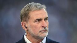 Caos in casa Amburgo, continua il caso Kuntz: i tifosi si schierano con uno striscione