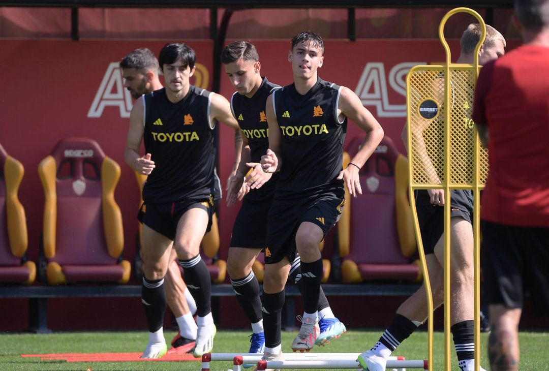 Roma, primo allenamento in vista del Cagliari – FOTO GALLERY - immagine 26