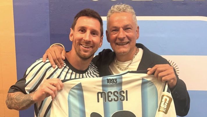 Messi e Baggio, la storia assieme: “Grazie Leo, ti voglio bene amico mio” Messi e Baggio, la storia assieme: “Grazie Leo, ti voglio bene amico mio” - immagine 1