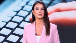 Foto rubate, Monica Bertini: “La mia dignità non è in vendita. Denunciate”