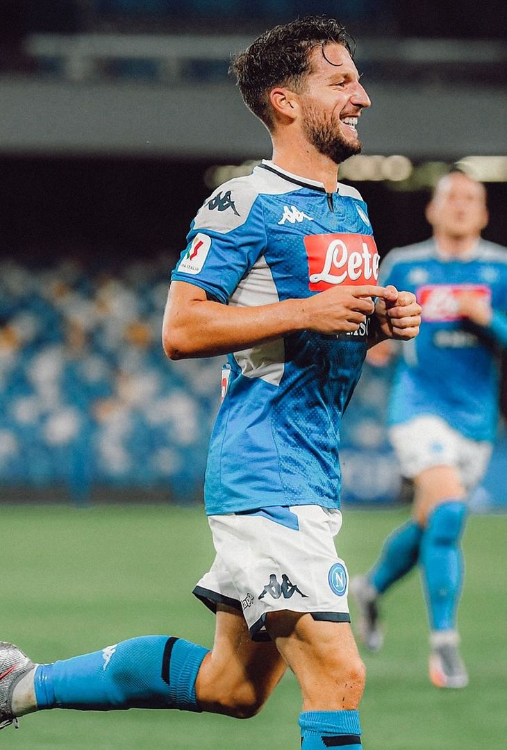GALLERY Napoli-Inter, viaggio nei ricordi: gli scatti più belli delle sfide passate - immagine 10