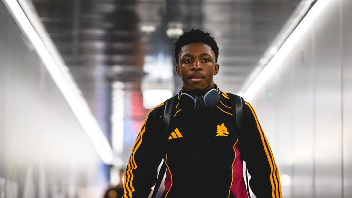 Sangaré ufficiale all’Elche, la Roma lo saluta: “In bocca al lupo Buba” - immagine 1