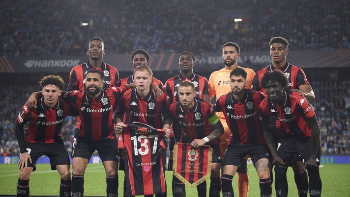 La squadra del Nizza impegnata in Europa League. (Photo by Jose Manuel Alvarez Rey/Getty Images) Nizza, il comunicato dei calciatori: “Siamo vittime di abusi, i responsabili devono pagare” - immagine 1