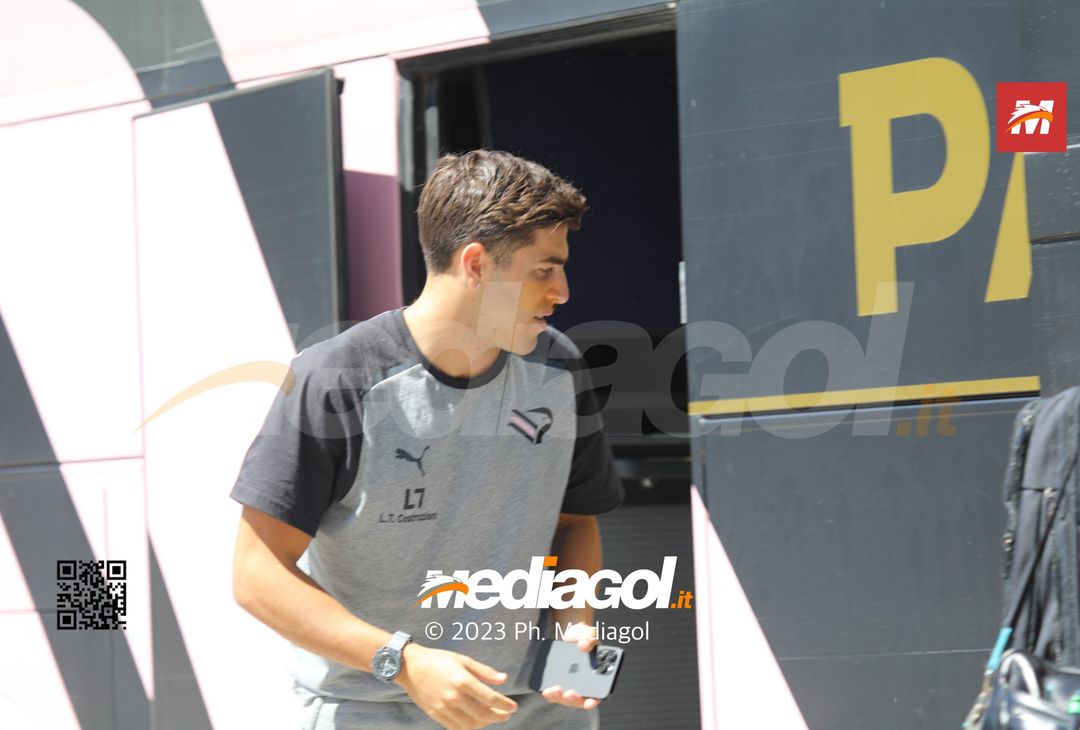 FOTO Palermo, l’arrivo della squadra di Corini in ritiro (GALLERY) - immagine 10