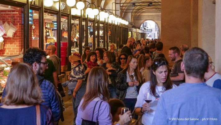 Sotto il Salone è un tripudio gastronomico, le foto dell’ottava festa - immagine 1