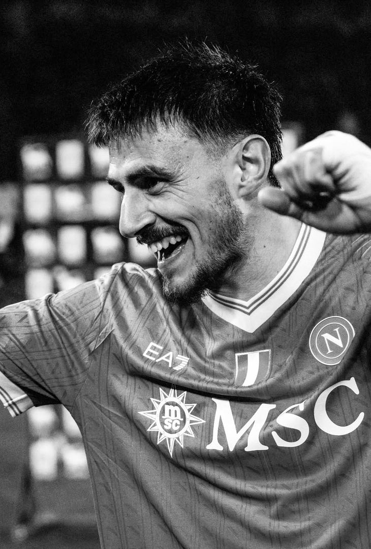 La gioia derivata dai gol di Alisson Santos ed Elmas e dai rientri del duo De Bruyne-Anguissa e il terrore causato dalla rete siglata da Casadei nei minuti finali: due facce della stessa medaglia che compongono il riassunto 'in bianco e nero' di Napoli-Torino realizzato dall'admin dell'account Instagram della compagine partenopea.