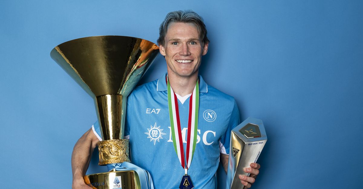 Walker: “Sono contento per McTominay. Quando giochi con fiducia puoi fare tutto” Walker: “Sono contento per McTominay. Quando giochi con fiducia puoi fare tutto”