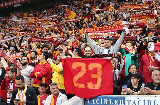 (Photo by Ahmad Mora/Getty Images) Calendario turco: Galatasaray e Fenerbahce aprono e chiudono la serie dei derby di Istanbul- immagine 2