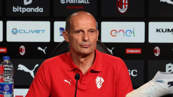 Massimiliano Allegri allenatore AC Milan in conferenza stampa con i rossoneri a Milanello