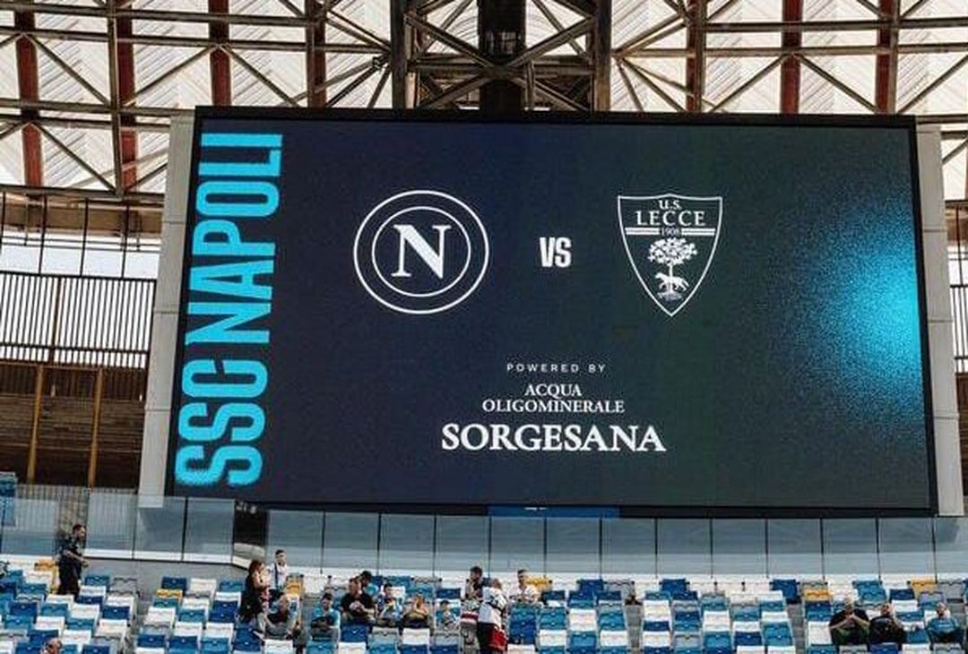 GALLERY Lo Stadio Maradona è pronto ad ospitare Napoli-Lecce: “No place like home”- immagine 1
