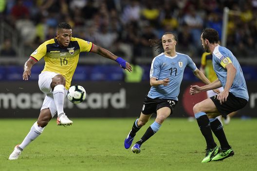 Antonio Valencia con la maglia dell'Ecuador (Photo by Juliana Flister/Getty Images) L’ex Manchester United Antonio Valencia ha salvato una persona che voleva togliersi la vita- immagine 3
