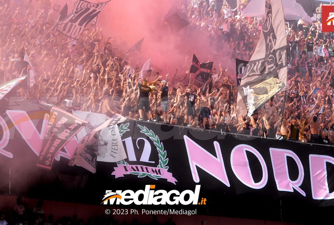 FOTOTIFO Palermo-Sudtirol 2-1, gli scatti ai tifosi al “Renzo Barbera” (GALLERY) - immagine 2