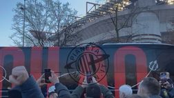 VIDEO, Milan-Sassuolo: pullman rossonero arrivato a San Siro | PM News