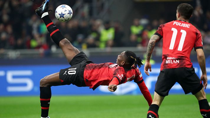 MILAN, ITALY - NOVEMBER 07: Rafael Leao of AC Milan scores the team's first goal during the UEFA Champions League match between AC Milan and Paris Saint-Germain at Stadio Giuseppe Meazza on November 07, 2023 in Milan, Italy. (Photo by Marco Luzzani/Getty Images) Toh, Leao e Immobile… - immagine 1