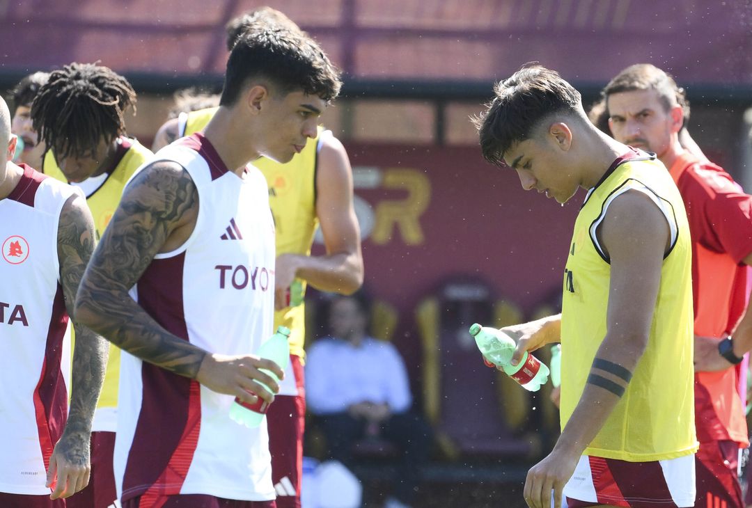 Roma, quarto giorno di ritiro a Trigoria – FOTO GALLERY - immagine 7