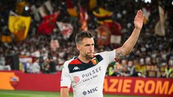 Strootman annuncia il suo addio al calcio. Dumfries lo omaggia: “Esempio”