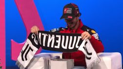 VIDEO / Bagnaia, amore Juve: “Quando vinci stai sulle p…”, il siparietto sul palco