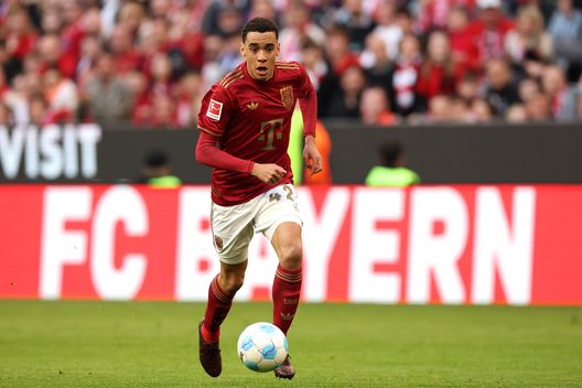 MUNICH, GERMANY - MARCH 08: Jamal Musiala of FC Bayern München runs with the ball during the Bundesliga match between FC Bayern München and VfL Bochum 1848 at Allianz Arena on March 08, 2025 in Munich, Germany. (Photo by Alexander Hassenstein/Getty Images) Musiala