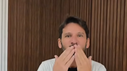 VIDEO Kvaravaggio non solo in campo: la somiglianza tra un imbianchino e Khvicha