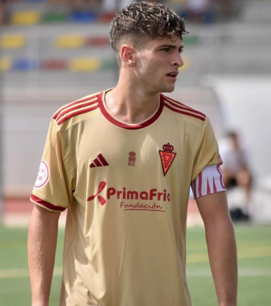 Il Totti spagnolo in campo con il Murcia Antonio Vera Carrillo 'Totti'