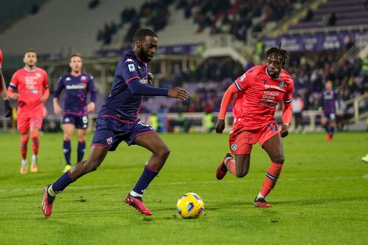 VN – Previsto incontro tra Fiorentina e agente di Ikonè- immagine 2