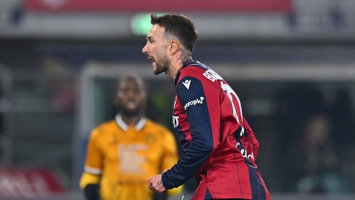 BOLOGNA, ITALY - FEBRUARY 23: Federico Bernardeschi of Bologna FC celebrates after scoring the opening goal during the Serie A match between Bologna FC 1909 and Udinese Calcio at Renato Dall'Ara Stadium on February 23, 2026 in Bologna, Italy. (Photo by Alessandro Sabattini/Getty Images) I voti di Bologna-Udinese al fantacalcio: Bernardeschi più di Castro! Orsolini e Zaniolo meno di Atta e Rowe - immagine 1