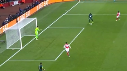 Monaco, costruzione da horror! Saka ne approfitta | VIDEO