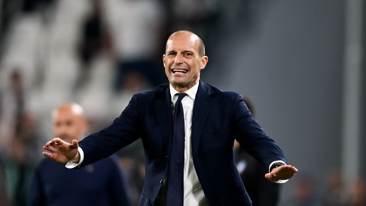 TURIN, ITALY - APRIL 07: Head coach of Juventus Massimiliano Allegri gestures during the Serie A TIM match between Juventus and ACF Fiorentina at Allianz Stadium on April 07, 2024 in Turin, Italy. (Photo by Daniele Badolato - Juventus FC/Juventus FC via Getty Images) Mercato allenatori: Monza, pazza idea Allegri. Pioli sogna la Premier - immagine 1