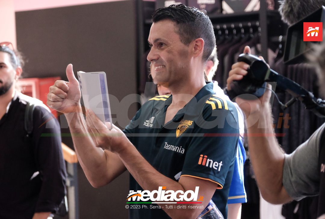 FOTO PALERMO: Liam Henderson incontra i tifosi allo Store Ufficiale (GALLERY) - immagine 38